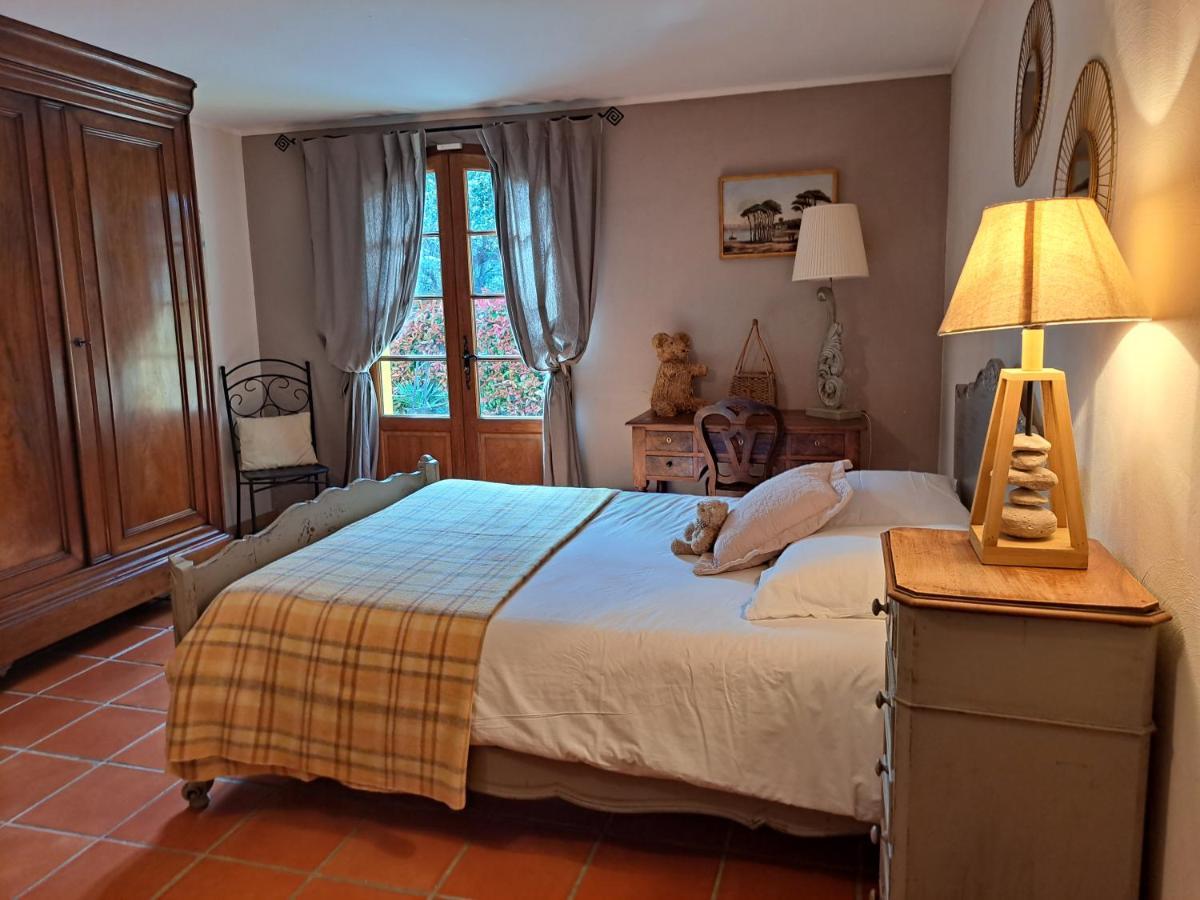Rez De Jardin Villa Presqu'Ile De Giens Hyères Buitenkant foto
