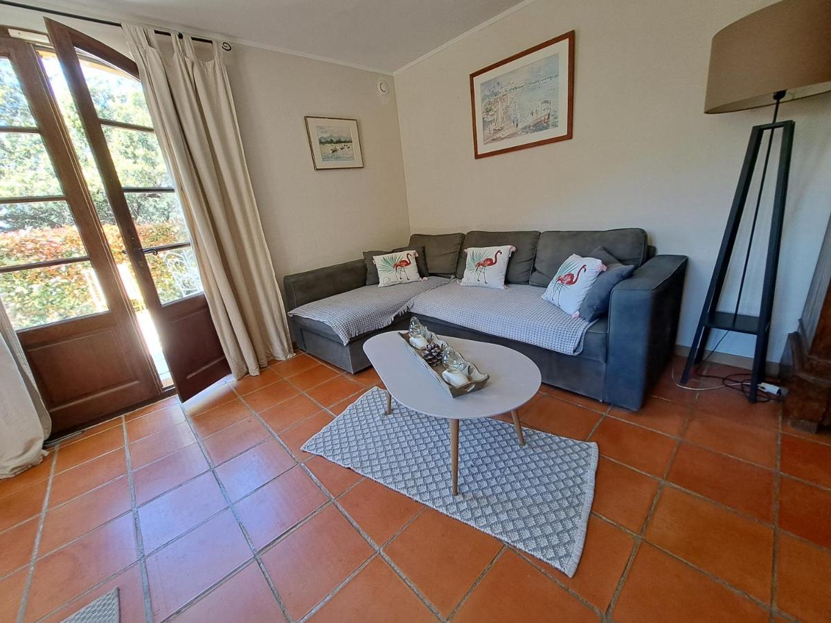 Rez De Jardin Villa Presqu'Ile De Giens Hyères Buitenkant foto
